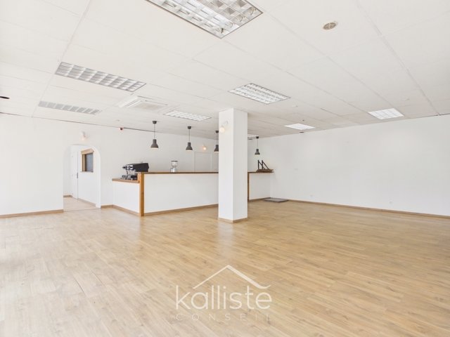 Local commercial 114.51m² Ajaccio – Mezzavia - photo 4