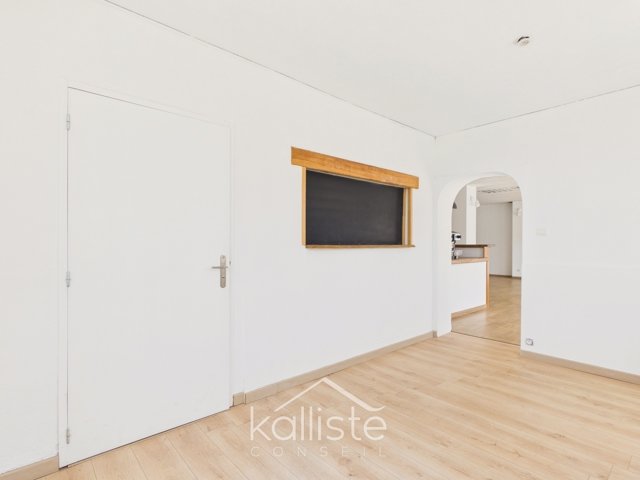 Local commercial 114.51m² Ajaccio – Mezzavia - photo 7