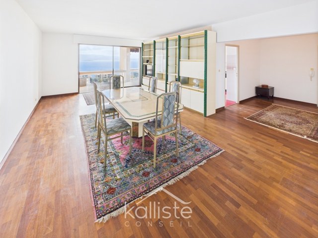 Vue mer exceptionnelle – Appartement familial avec terrasse, garage et cave – Quartier Salario, Ajaccio - photo 4