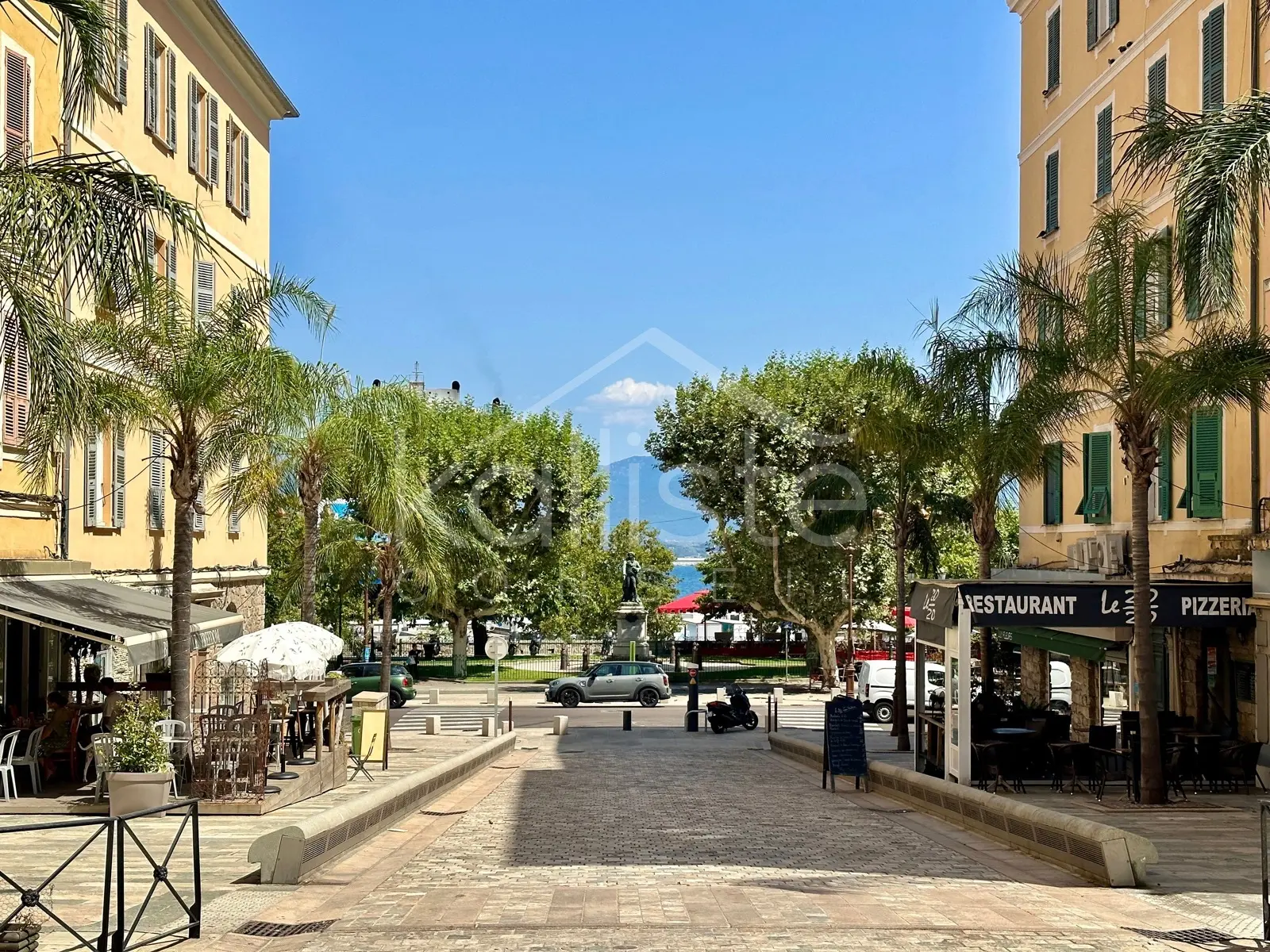 ‘Appartement 4 pièces à rénover – Ajaccio - photo 1