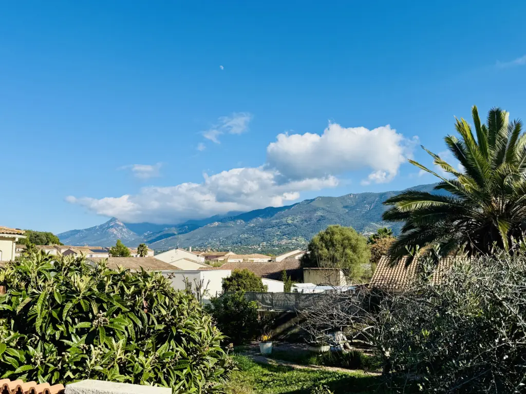 Maison familiale 5 chambres avec jardin et parking – Sarrola photo 2