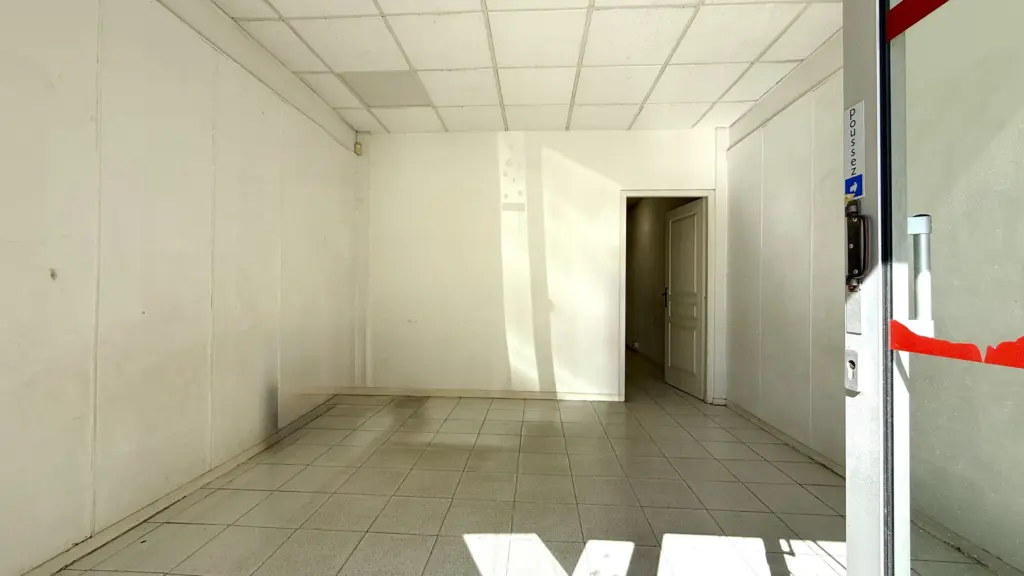 Vente exclusive – Droit au bail, Ajaccio Trottel photo 2