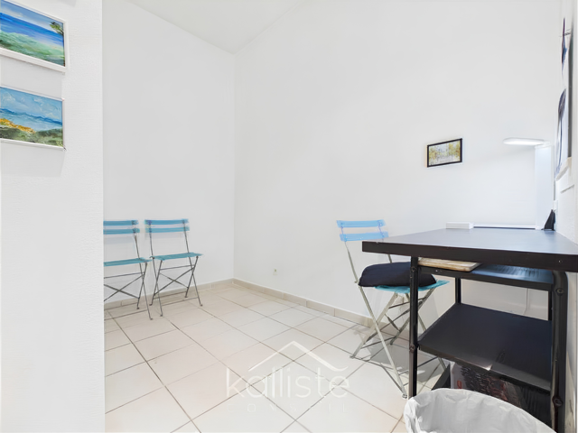 Local commercial 50 m² à Ajaccio – Boulevard Fred Scamaroni - photo 9