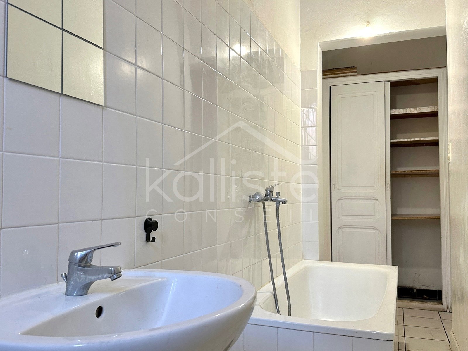 &lsquo;Appartement 4 pièces à rénover – Ajaccio - photo 9