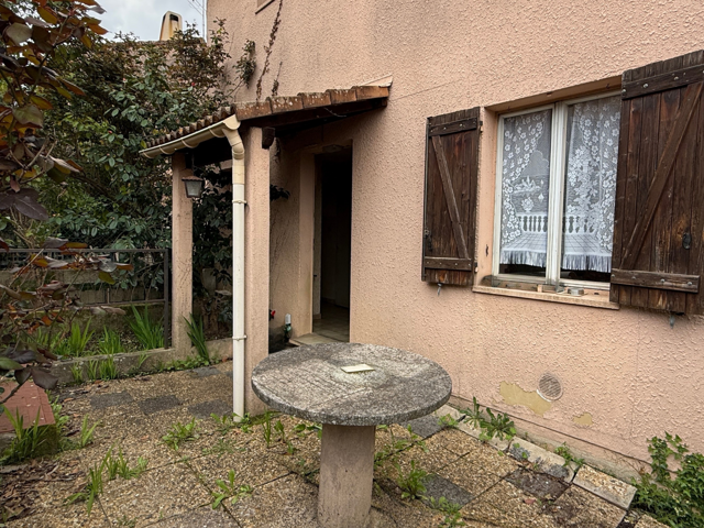 Maison T4 avec terrasse, garage et extérieur à Mezzavia - photo 6