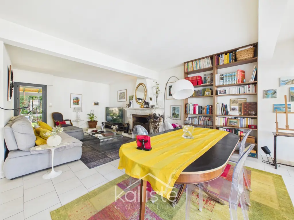 DUPLEX AVEC JARDIN DANS LE TRIANGLE D’OR AJACCIEN photo 3