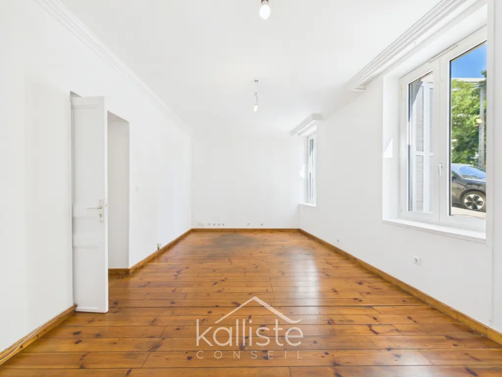 Appartement/local commercial – T3-Bd François SALINI photo 2