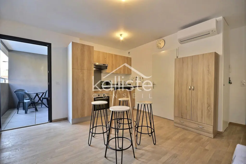 Appartement et parking – 1 pièce – 23,8m²